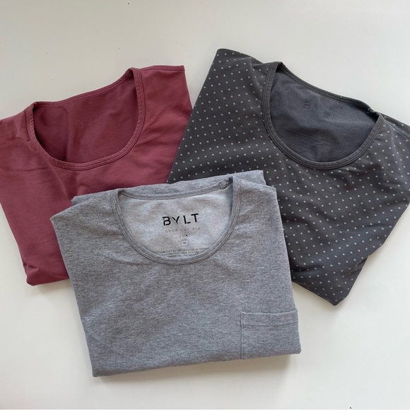 BYLT Basics Men’s Drop-Cut LUX Short Sleeve Tee LOT OF 3 Size Medium/Large - Picture 1 of 12